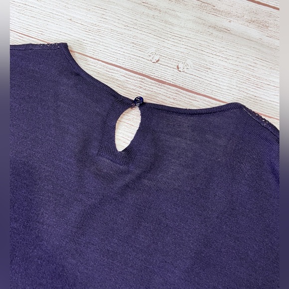 Akris Cashmere Silk Sweater - size 8 - women's purple crewneck *Tiny FLAW* - Picture 11 of 13